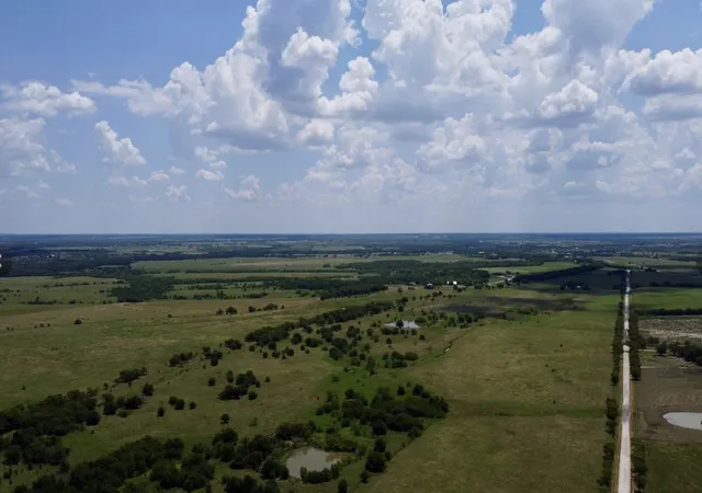 Photo 3 of House for sale at 000 Old Sherman Off Of Rd, Southmayd, TX 76268 | MLS# 20888565 | Listing updated on 2026-07-14