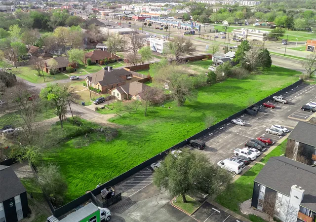 Photo 3 of Sale Pending at 5324 Broadway Blvd, Garland, TX 75043 | MLS# 20860492 | Listing updated on 2026-08-26