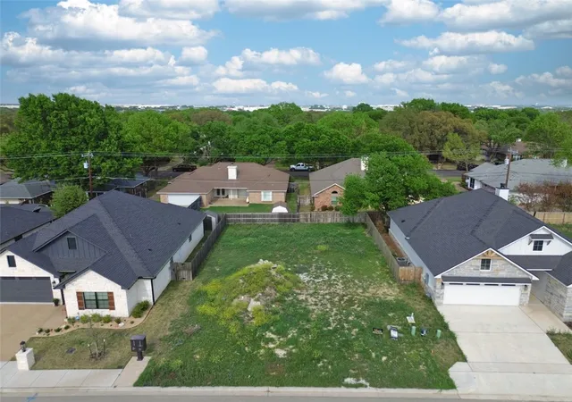 Photo 3 of Land for sale at 1521 Tranquility Trl, Woodway, TX 76712 | MLS# 229365 | Listing updated on 2026-09-30