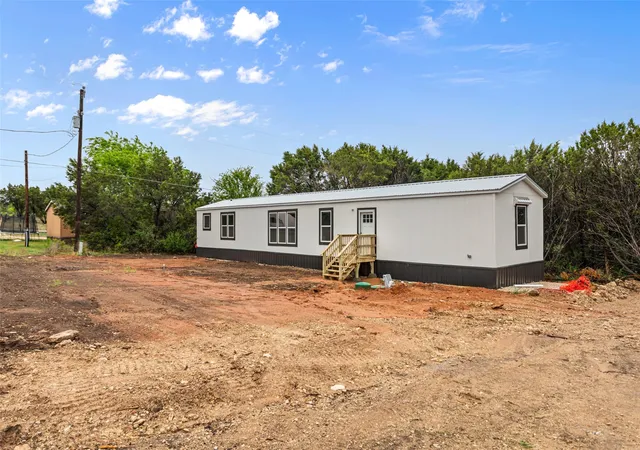 Photo 3 of Manufactured home for sale at 3606 Hilltop Rd, Granbury, TX 76048 | MLS# 20895193 | Listing updated on 2026-07-27