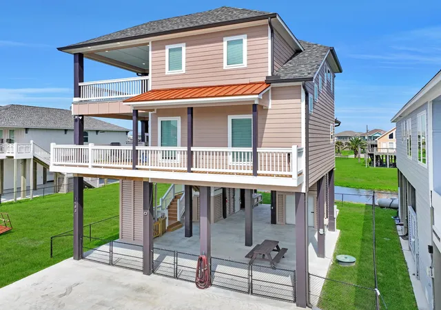 Photo 1 of Single family home for sale at 1983 Royalville Ct, Port Bolivar, TX 77650 | MLS# 20895736 | Listing updated on 2026-08-17