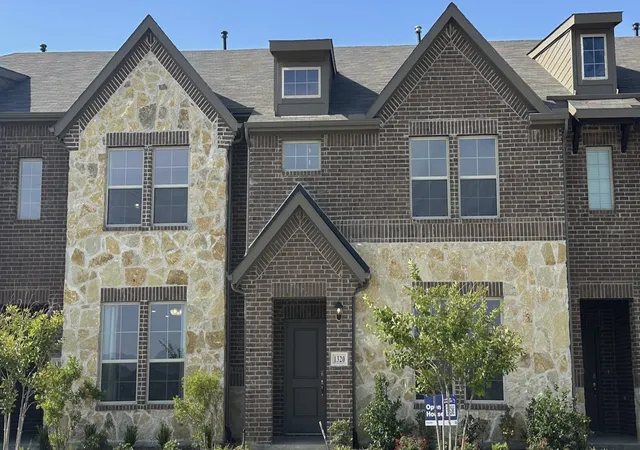 Townhouse for sale at 1320 Kimzey St, Royse City, TX 75189 | MLS# 20896291