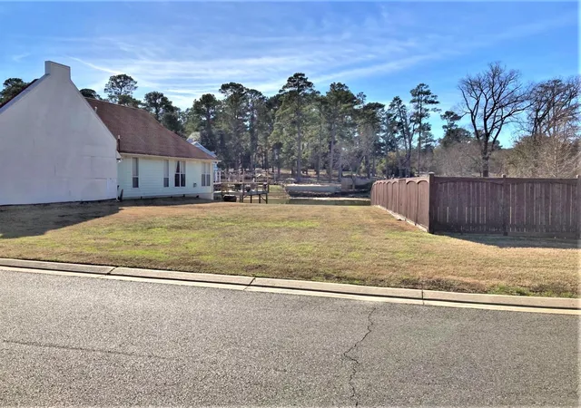 Photo 3 of Land for sale at 5860 S Lakeshore Dr, Shreveport, LA 71119 | MLS# 20898782 | Listing updated on 2026-08-31