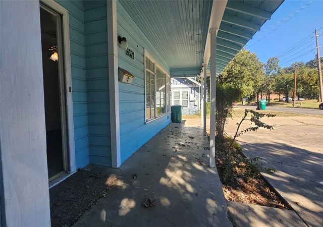 5th image of 2621 N Locust St, Denton, TX 76209 | MLS# 20901303
