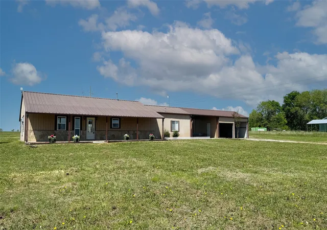Homes for sale in Paris, TX | 2290 County Road 22900, Paris, TX 75460 | MLS# 20863578