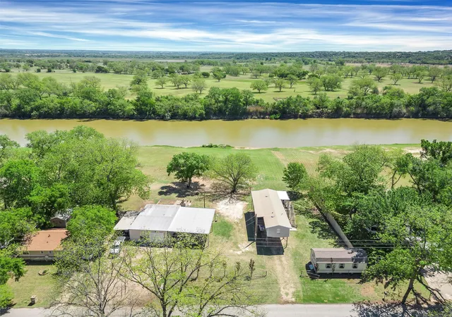Photo 1 of Manufactured home for sale at 7093 Horseshoe Bend Trl, Weatherford, TX 76087 | MLS# 20903304 | Listing updated on 2026-08-25