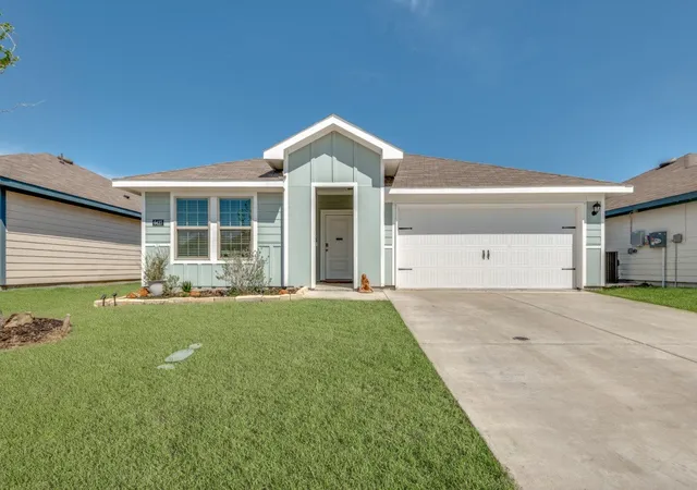 Photo 1 of Sale Pending at 6427 Whitecap Dr, Princeton, TX 75407 | MLS# 20902775 | Listing updated on 2026-09-17