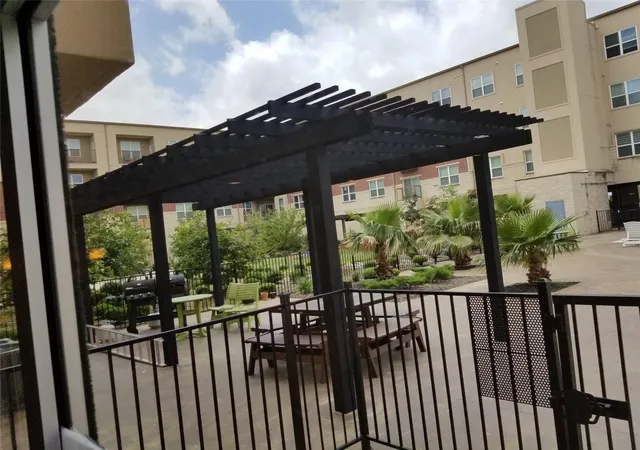 Photo 3 of Condo for sale at 1100 W Trinity Mills Rd #3003, Carrollton, TX 75006 | MLS# 20860000 | Listing updated on 2026-08-17