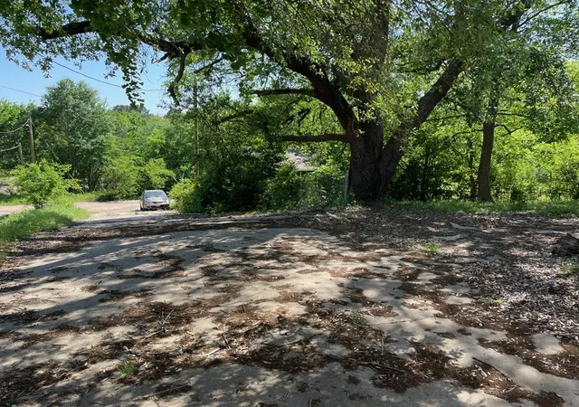 Homes for sale in Big Sandy, TX | 201 W Gilmer St, Big Sandy, TX 75755 | MLS# 20906355