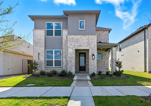 Photo 1 of Single family home for sale at 9204 Persimmon Ln, Forney, TX 75126 | MLS# 20911334 | Listing updated on 2026-08-22