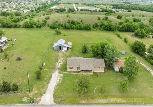 Homes for sale in Justin, TX | 18025 Tydings Rd, Justin, TX 76247 | MLS# 20907070