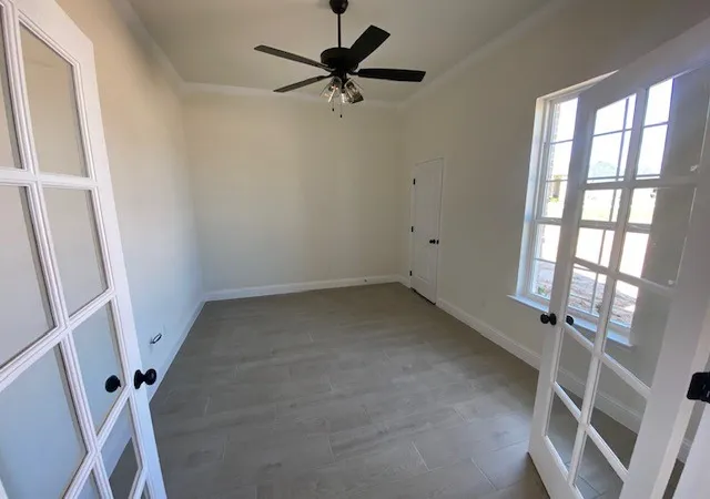 Photo 3 of Single family home for sale at 2028 Donna Ct, Azle, TX 76020 | MLS# 20917875 | Listing updated on 2025-10-28