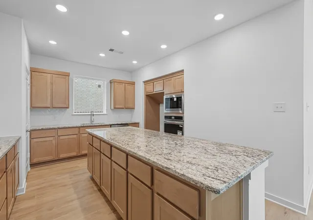Photo 2 of Single family home for sale at 3914 Bison Ln, Crandall, TX 75114 | MLS# 20919494 | Listing updated on 2026-10-01