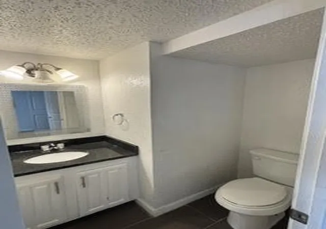Photo 13 of Condo for sale at 6040 Stoneybrook Dr, Fort Worth, TX 76112 | MLS# 20890114 | Listing updated on 2026-08-31