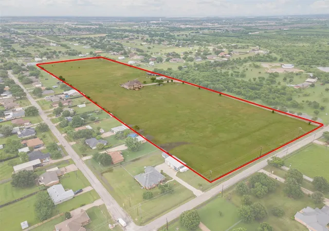 Photo 1 of Sale Pending at 2500 County Road 920, Crowley, TX 76036 | MLS# 20922808 | Listing updated on 2026-09-01