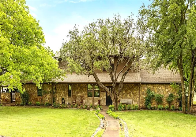 Photo 1 of Mansion for sale at 3165 Fm 51, Bluff Dale, TX 76043 | MLS# 20923266 | Listing updated on 2026-08-28