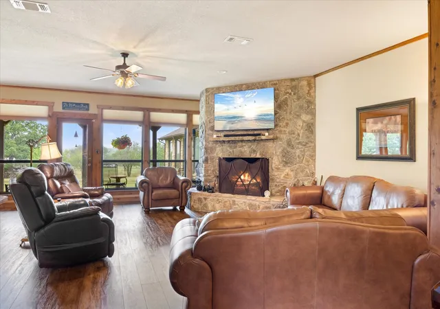 Photo 3 of Single family home for sale at 3165 Fm 51, Bluff Dale, TX 76043 | MLS# 20923266 | Listing updated on 2026-08-28
