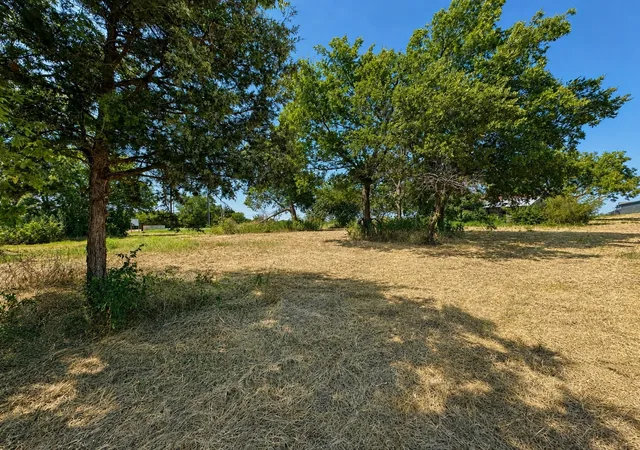 Photo 3 of Land for sale at 4002 Rolling Ln, Greenville, TX 75401 | MLS# 20925555 | Listing updated on 2026-08-31