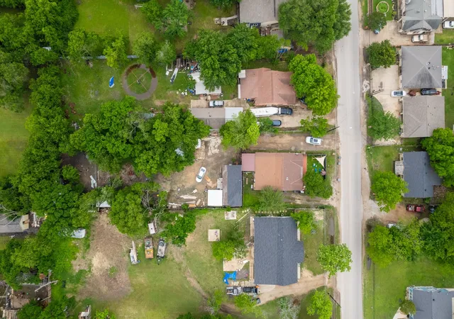 Photo 1 of Single family home for sale at 1100 Hillburn Dr, Dallas, TX 75217 | MLS# 20926411 | Listing updated on 2026-08-17