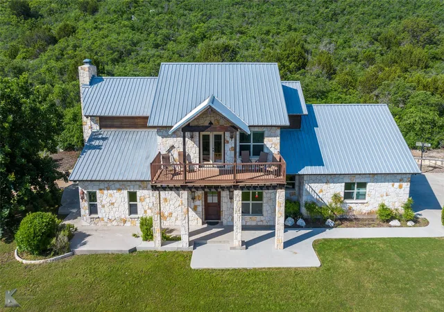 Photo 2 of Single family home for sale at 671 County Road 108, Santa Anna, TX 76878 | MLS# 20928374 | Listing updated on 2026-10-05