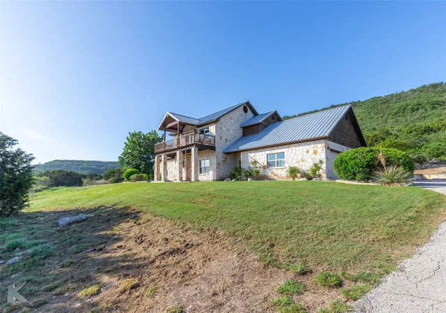 Photo 3 of Single family home for sale at 671 County Road 108, Santa Anna, TX 76878 | MLS# 20928374 | Listing updated on 2026-10-05