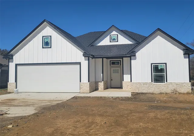 Photo 14 of Single family home for sale at 625 Atlanta St, Fort Worth, TX 76104 | MLS# 20929866 | Listing updated on 2026-08-25
