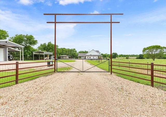 Homes for sale in Riesel, TX | 259 County Road 149, Riesel, TX 76682 | MLS# 20929988