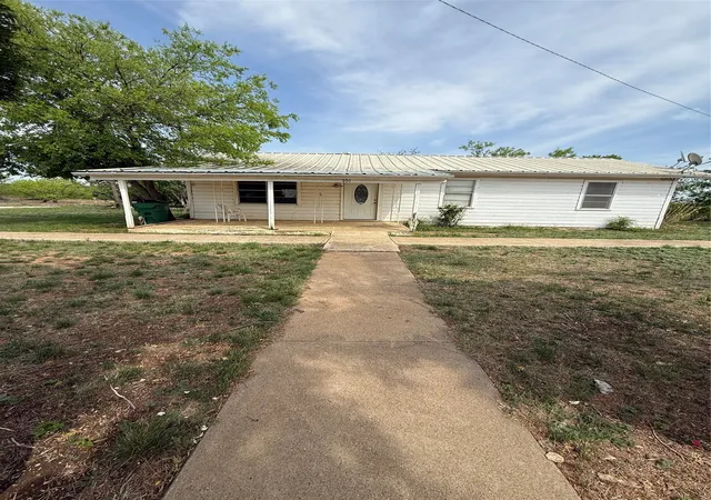 Homes for sale in Santa Anna, TX | 701 Perry, Santa Anna, TX 76878 | MLS# 20933868