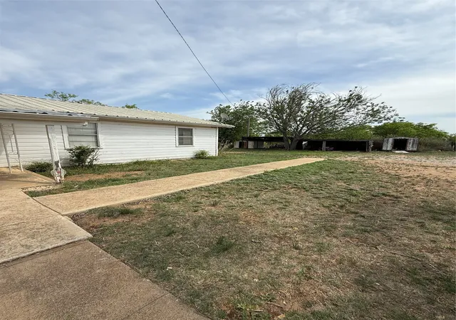 Homes for sale in Santa Anna, TX | 701 Perry, Santa Anna, TX 76878 | MLS# 20933868