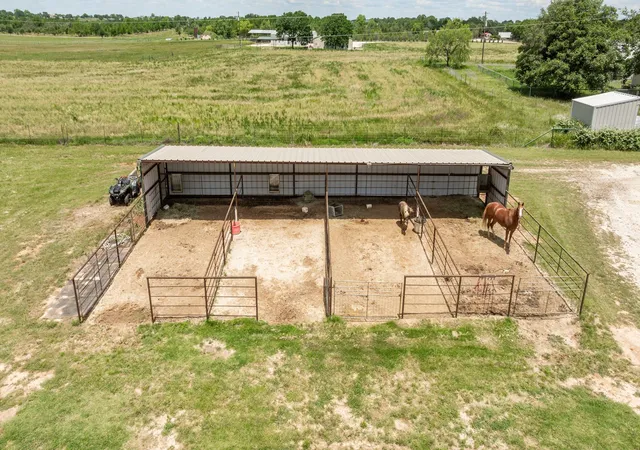Homes for sale in Stephenville, TX | 1545 County Road 130, Stephenville, TX 76401 | MLS# 20925476