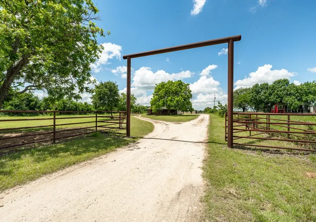 Photo 2 of Sale Pending at 1545 County Road 130, Stephenville, TX 76401 | MLS# 20925476 | Listing updated on 2026-07-05