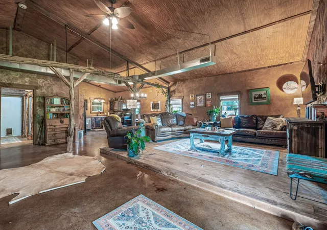 Photo 3 of Sale Pending at 1545 County Road 130, Stephenville, TX 76401 | MLS# 20925476 | Listing updated on 2026-07-05