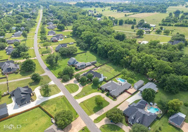 33rd image of 165 Lakewood Point Dr, Bossier City, LA 71111 | MLS# 20937937