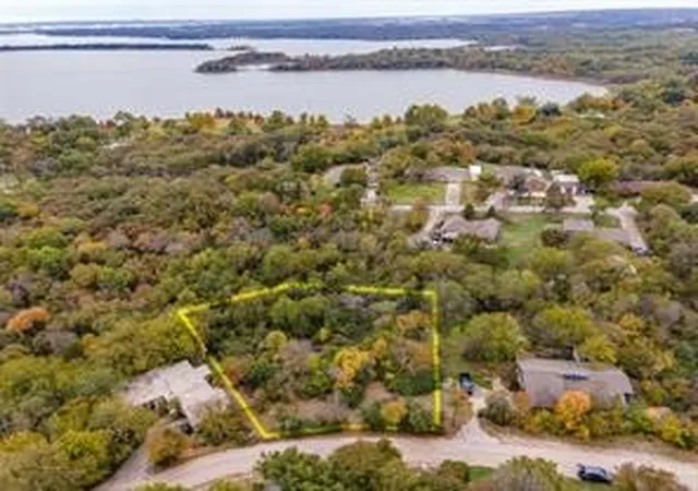 Photo 1 of Land for sale at 409 Rocky Ridge Ter, Lakeside, TX 76108 | MLS# 20940016 | Listing updated on 2026-07-09