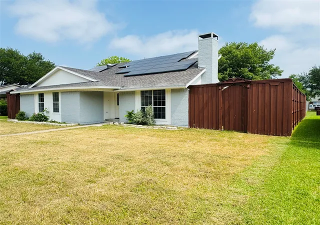 Photo 3 of Single family home for sale at 3317 Claymore Dr, Plano, TX 75075 | MLS# 20941199 | Listing updated on 2026-08-22