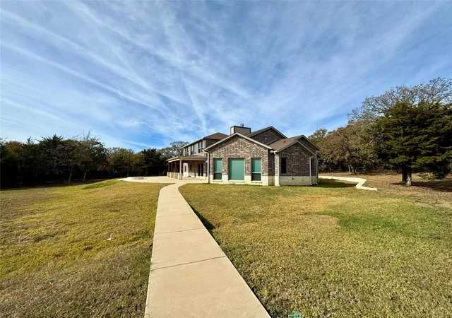 Homes for sale in Tioga, TX | 474 Eagle Cove Cir, Tioga, TX 76271 | MLS# 20942424