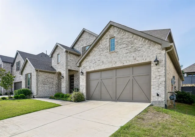2nd image of 616 Evergreen Rd, Little Elm, TX 76227 | MLS# 20942050