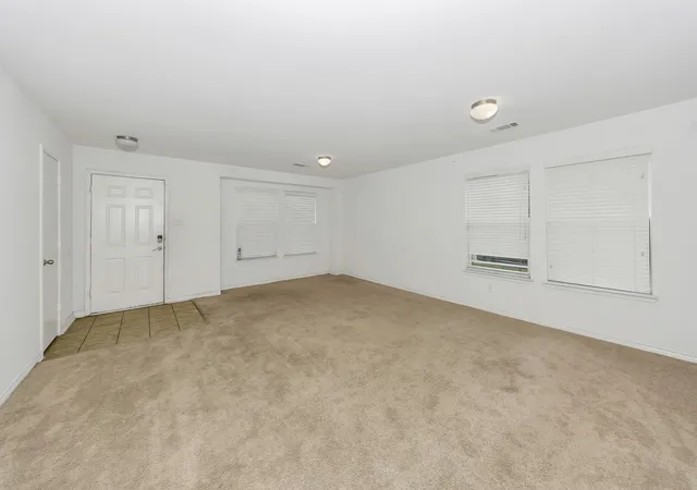 Photo 3 of Single family home for sale at 6021 Lucas Ct, Fort Worth, TX 76119 | MLS# 20917911 | Listing updated on 2026-09-18