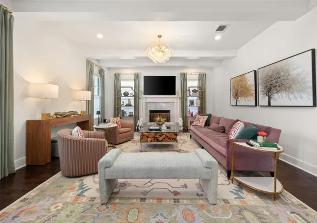 1st image of 1716 Ashland Ave, Fort Worth, TX 76107 | MLS# 20945340
