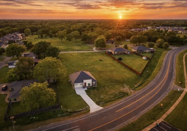 Photo 2 of Sale Pending at 2799 Fm 3218, Commerce, TX 75428 | MLS# 20945921 | Listing updated on 2026-08-24