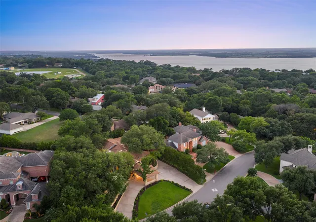 Homes for sale in Waco, TX | 3012 Wood Lake Dr, Waco, TX 76710 | MLS# 20941012