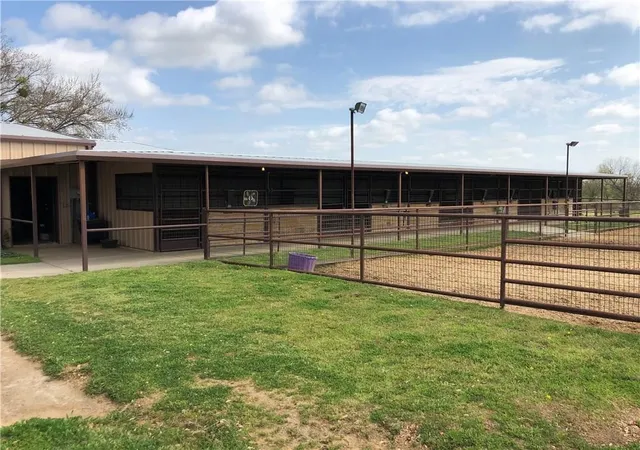 Photo 2 of Land for sale at 1000 &1019 Spring Hill Rd, Aubrey, TX 76227 | MLS# 20949923 | Listing updated on 2026-09-17