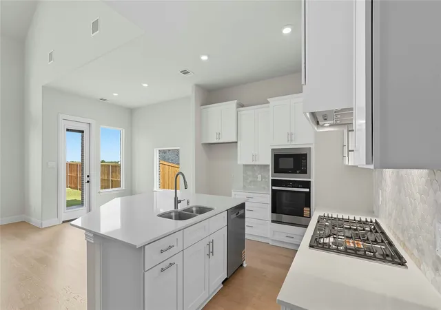 Photo 4 of Sale Pending at 1011 Pitchfork Rd, Royse City, TX 75189 | MLS# 20952291 | Listing updated on 2026-09-21