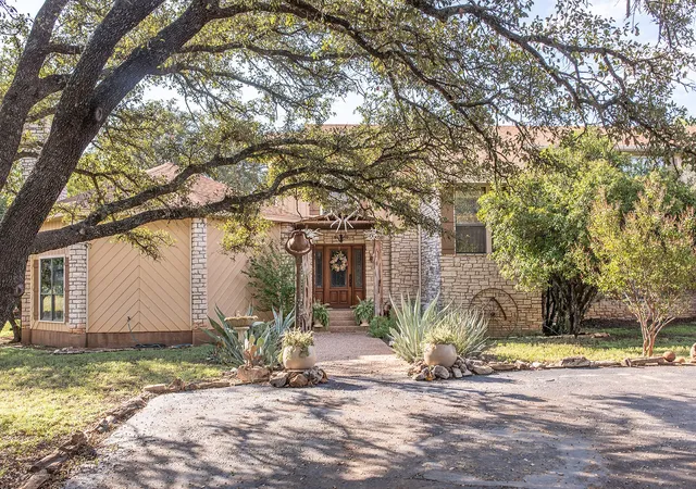 Photo 1 of Single family home for sale at 2992 County Road 100, Brady, TX 76825 | MLS# 20952767 | Listing updated on 2026-08-04