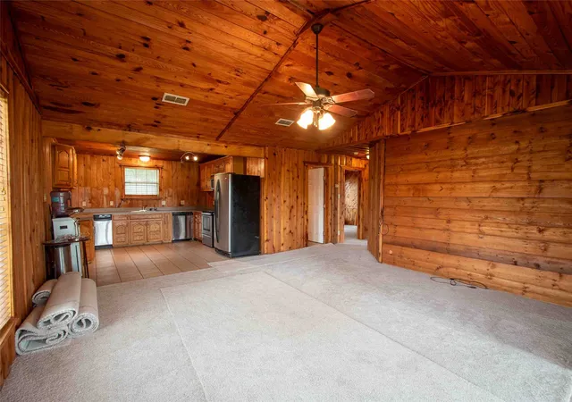 Photo 2 of Single family home for sale at 3389 Pvt Rd 8517, Van, TX 75790 | MLS# 20952838 | Listing updated on 2026-09-18