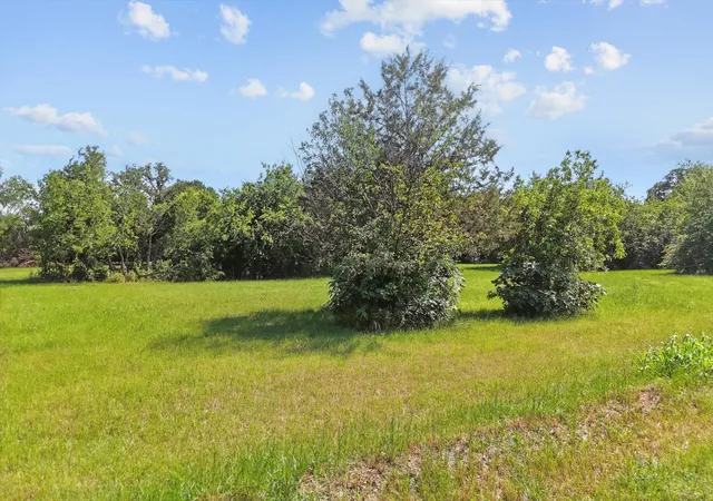 1st image of Tbd W Shady Shores Rd, Shady Shores, TX 76210 | MLS# 20954830