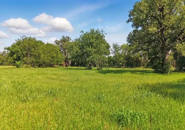 Photo 4 of Land for sale at Tbd5 W Shady Shores, Shady Shores, TX 76210 | MLS# 20954931 | Listing updated on 2026-08-29