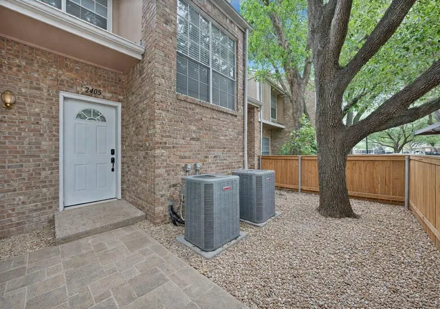 1st image of 2405 Northlake Ct, Irving, TX 75038 | MLS# 20954991
