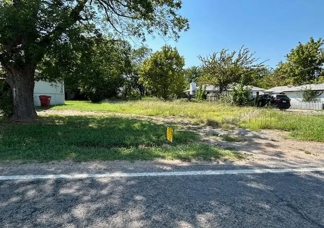 Homes for sale in Bells, TX | 306 S Pecan St, Bells, TX 75414 | MLS# 20955438
