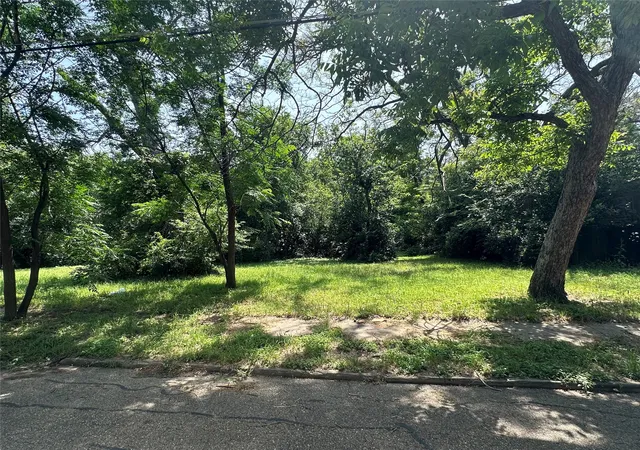 Photo 1 of Land for sale at 1604 N 9th St, Waco, TX 76707 | MLS# 20955709 | Listing updated on 2026-07-23